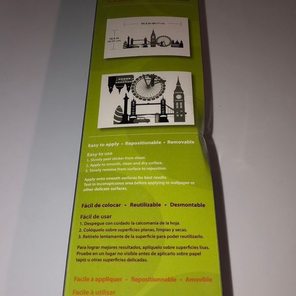 NWT “London Calling” Wall Pops - Picture 3 of 5